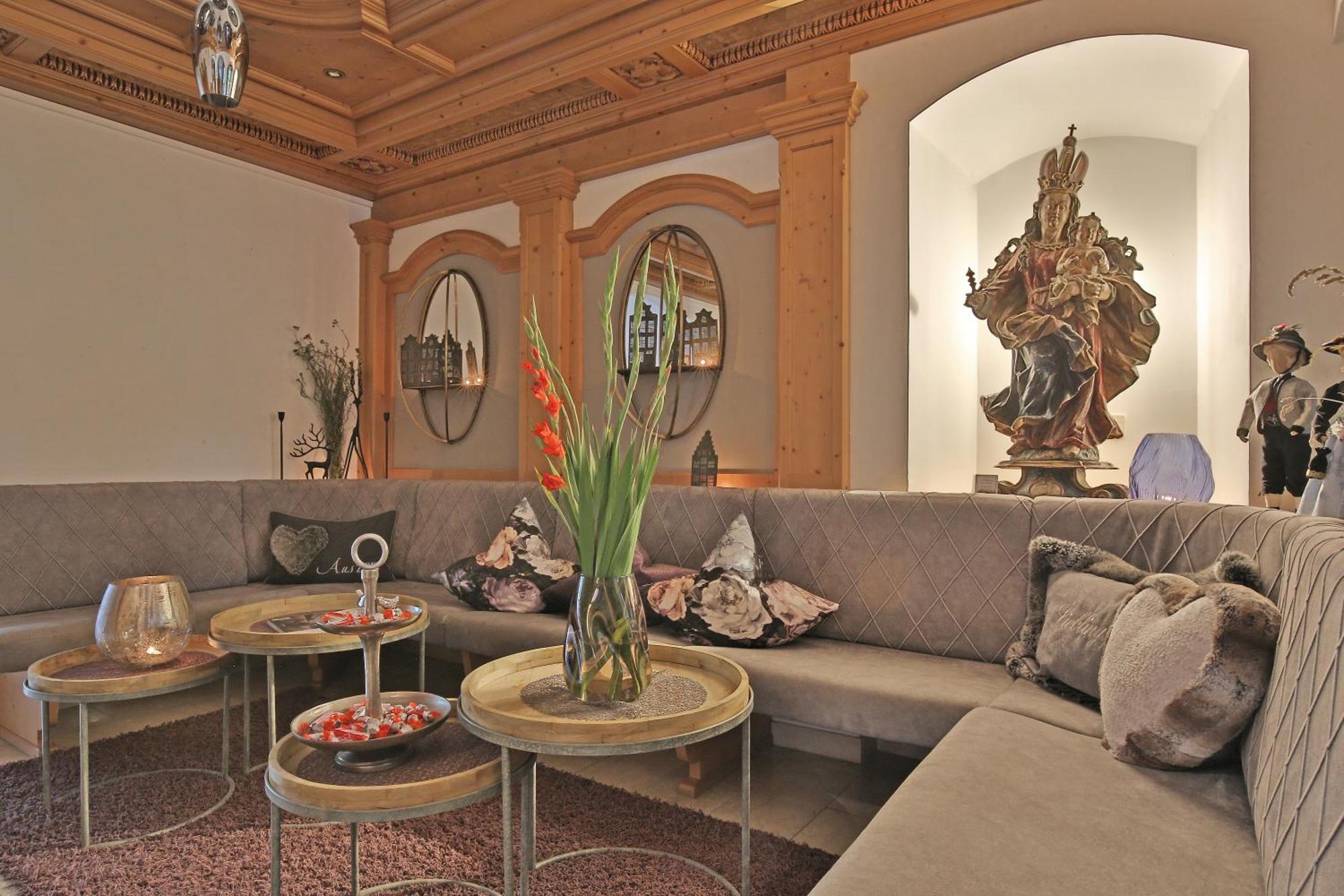 Die Seefelderin - Boutiquehotel St. Georg เซเฟลด์ อิน ทิโรล ภายนอก รูปภาพ